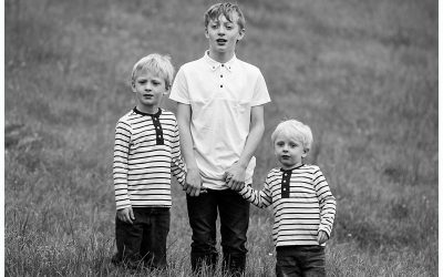 THE QUICK FAMILY | SUMMER FARM FAMILY SESSION | WORCESTERSHIRE PHOTOGRAPHER
